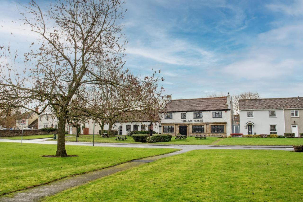 Work And Relax - Fast Wifi, Fireplace & Near Pub Newton Aycliffe Zewnętrze zdjęcie