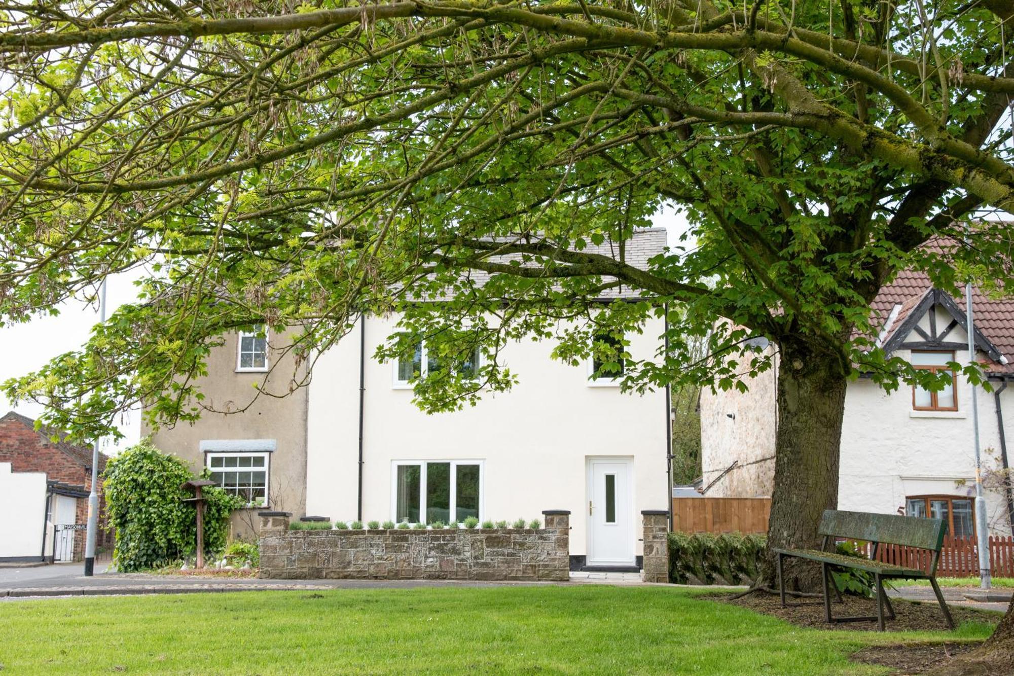 Work And Relax - Fast Wifi, Fireplace & Near Pub Newton Aycliffe Zewnętrze zdjęcie